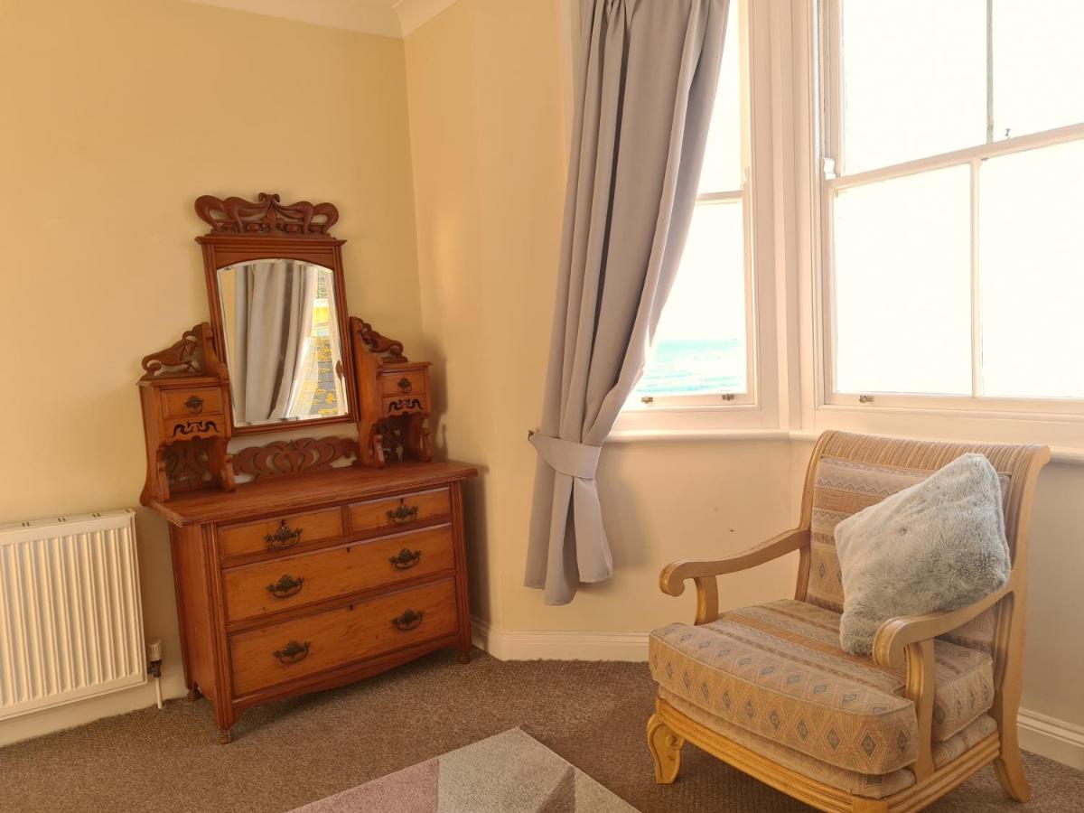 Апартаменты Flat 4, Den House Тинмут Экстерьер фото